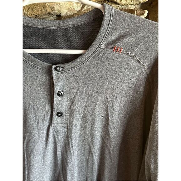 Men’s Grey Lululemon Long Sleeve Henley Top Size Extra Large - Picture 2 of 5